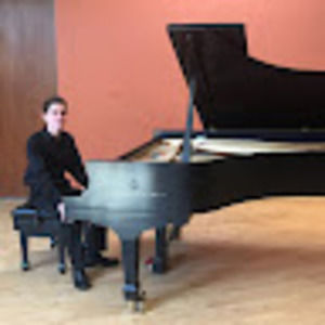 Meet your Posher, Fernando